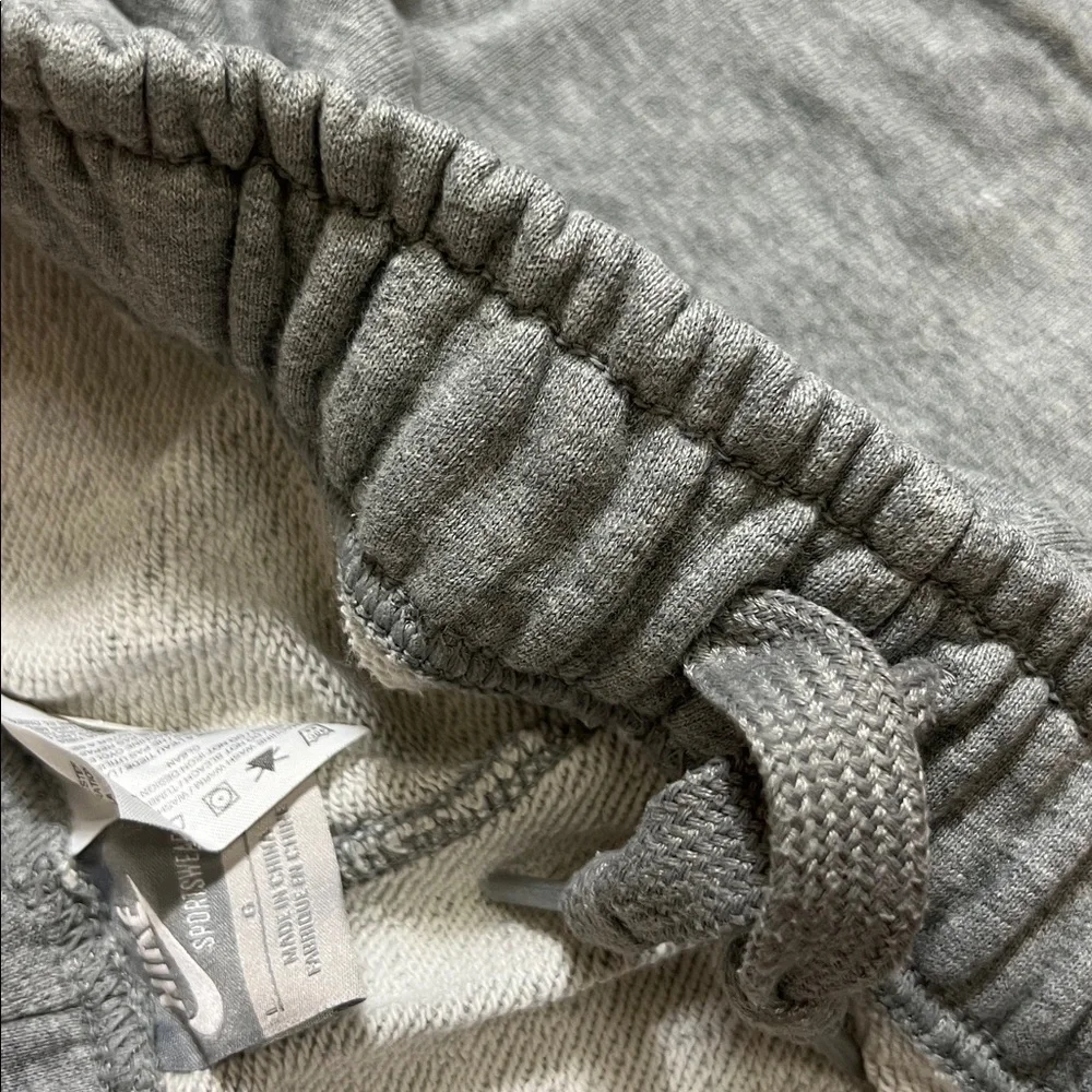 Nike Sportswear Women’s Fleece sweatpants Sz L - Picture 10 of 10